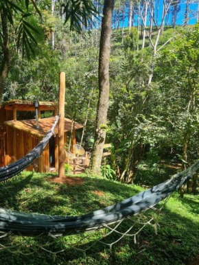 Cabana de Madeira No Lago c Ofurô e Lareira junto Natureza Cabana-Kel